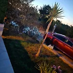 Sunshine Vila
