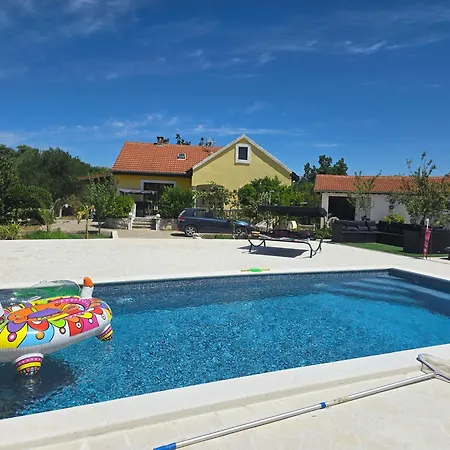 Villa Sunshine *
